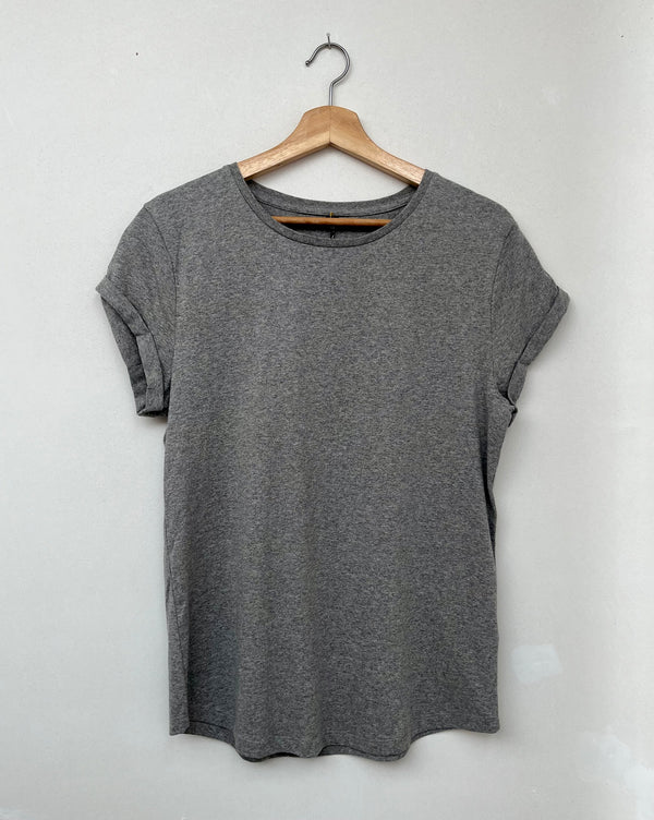Organic t-shirt with rolled sleeves Grey